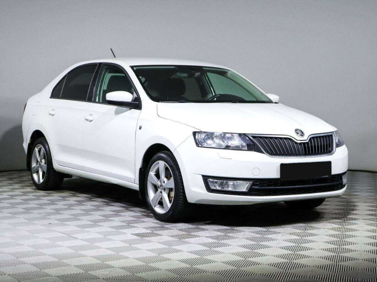 Купить Skoda Rapid с пробегом. Фото: #1