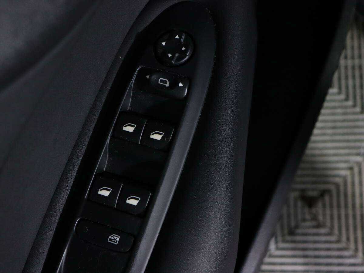 Купить Citroen C4 с пробегом. Фото: #14