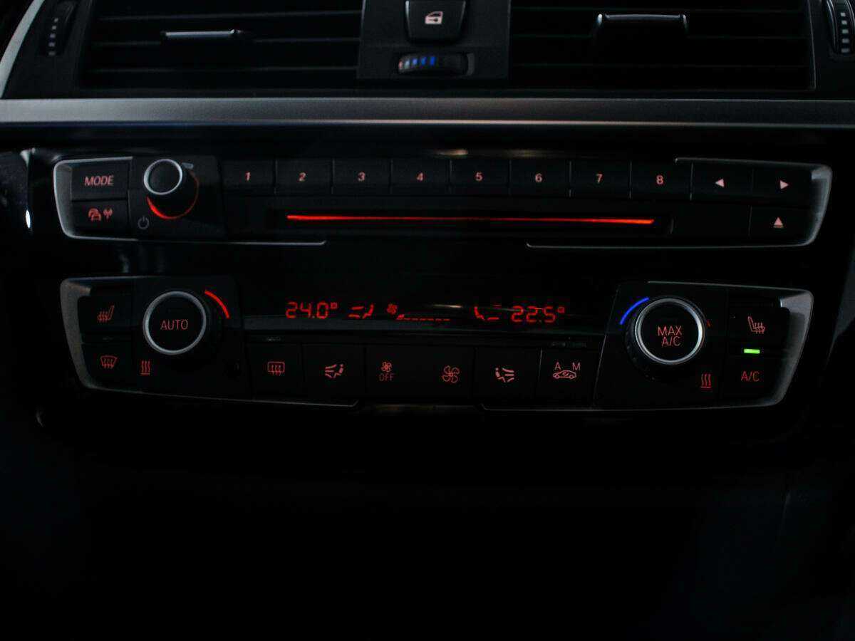 Купить BMW 3 серии с пробегом. Фото: #16