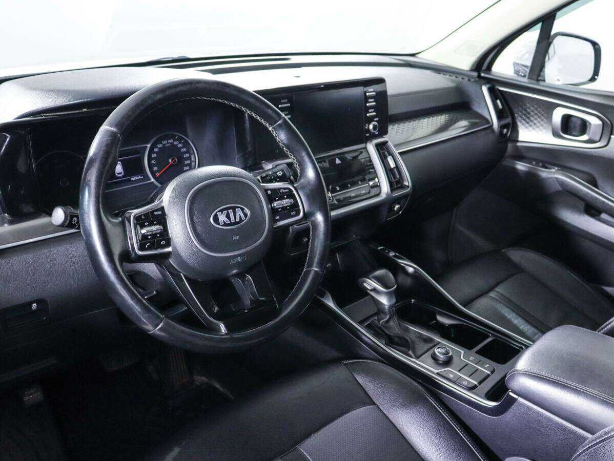 Купить Kia Sorento с пробегом. Фото: #11