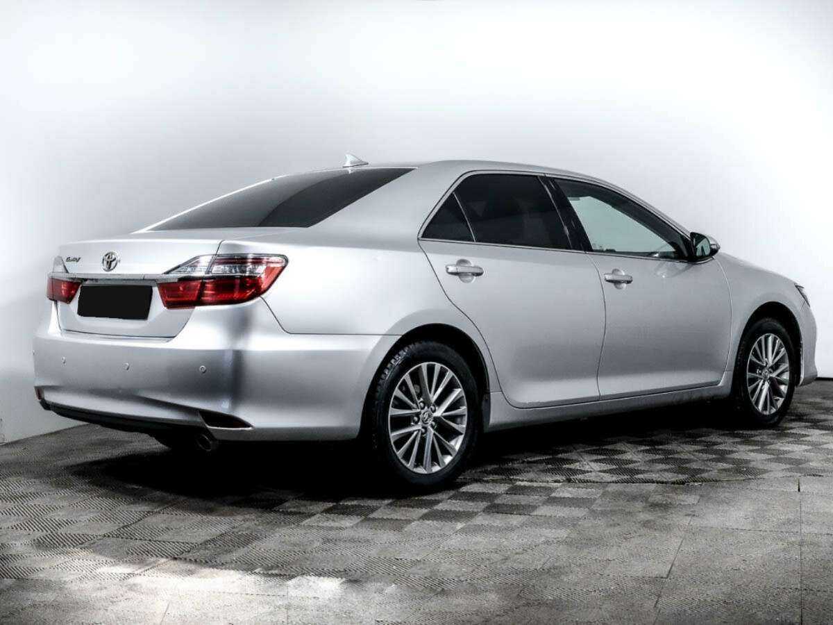Купить Toyota Camry с пробегом. Фото: #3