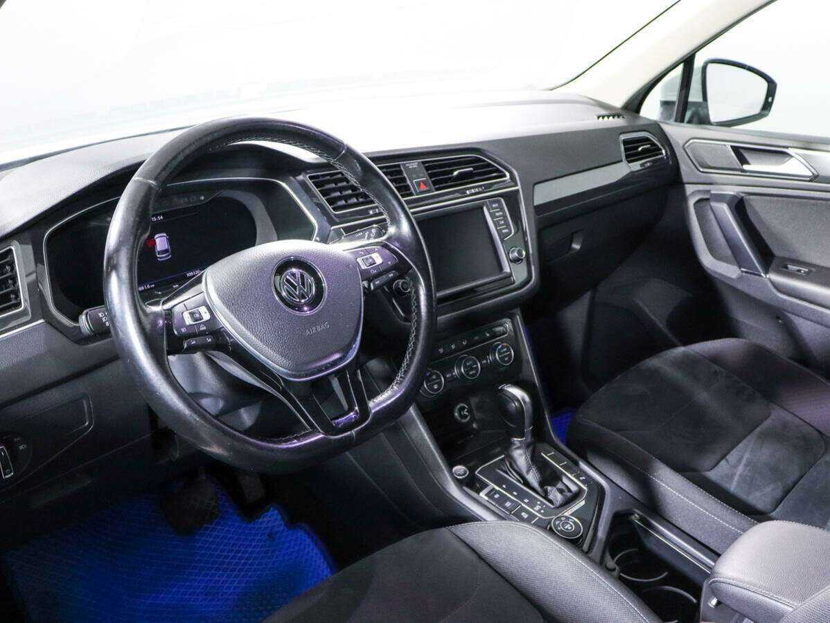 Купить Volkswagen Tiguan с пробегом. Фото: #11