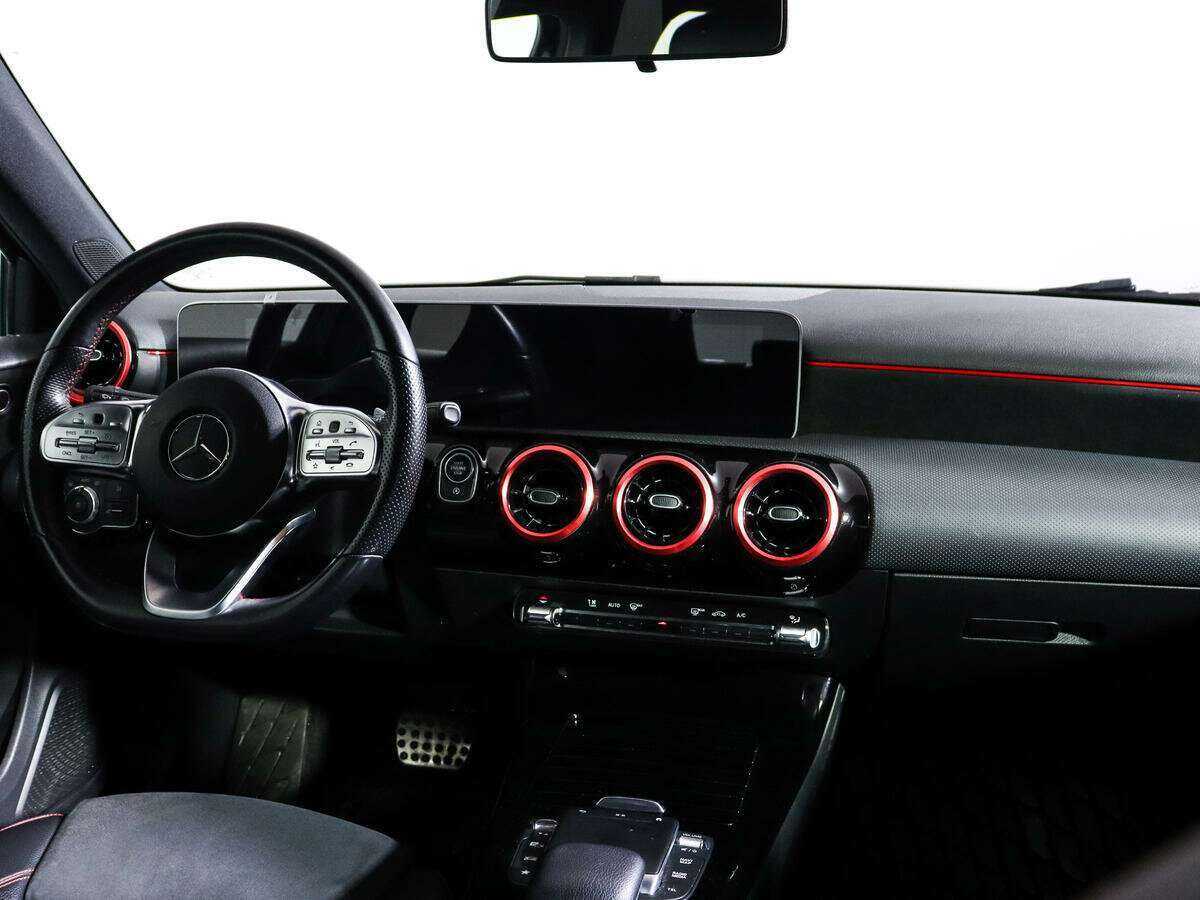 Купить Mercedes-Benz A-Класс с пробегом. Фото: #11