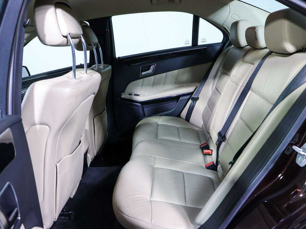 Купить Mercedes-Benz E-Класс с пробегом. Фото: #8