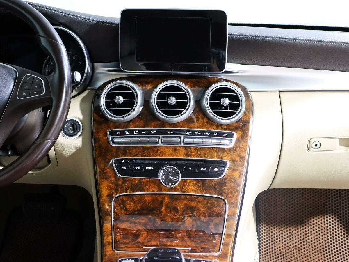 Купить Mercedes-Benz C-Класс с пробегом. Фото: #9