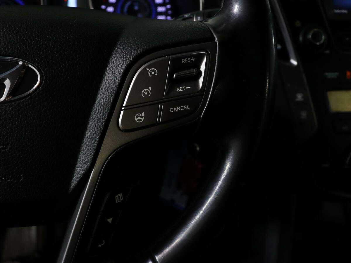 Купить Hyundai Santa Fe с пробегом. Фото: #15