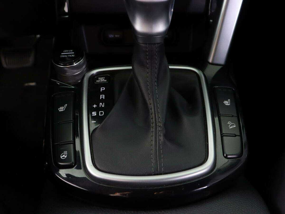 Купить Kia Seltos с пробегом. Фото: #14