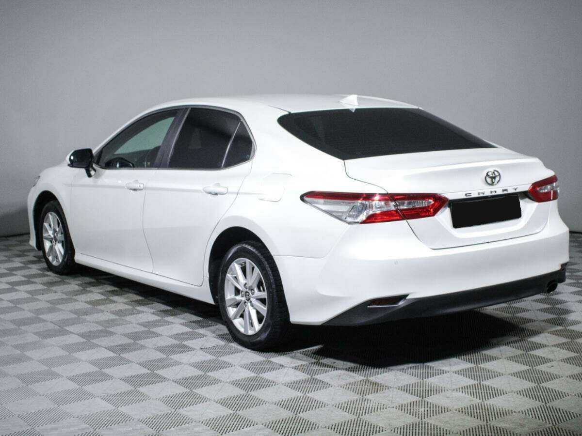 Купить Toyota Camry с пробегом. Фото: #6