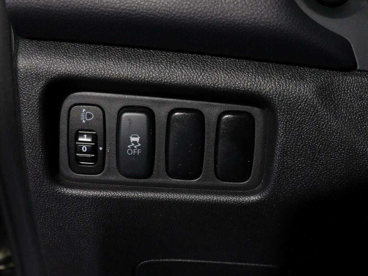 Продажа Б/У Митсубиши АС-Икс. Фото: #14