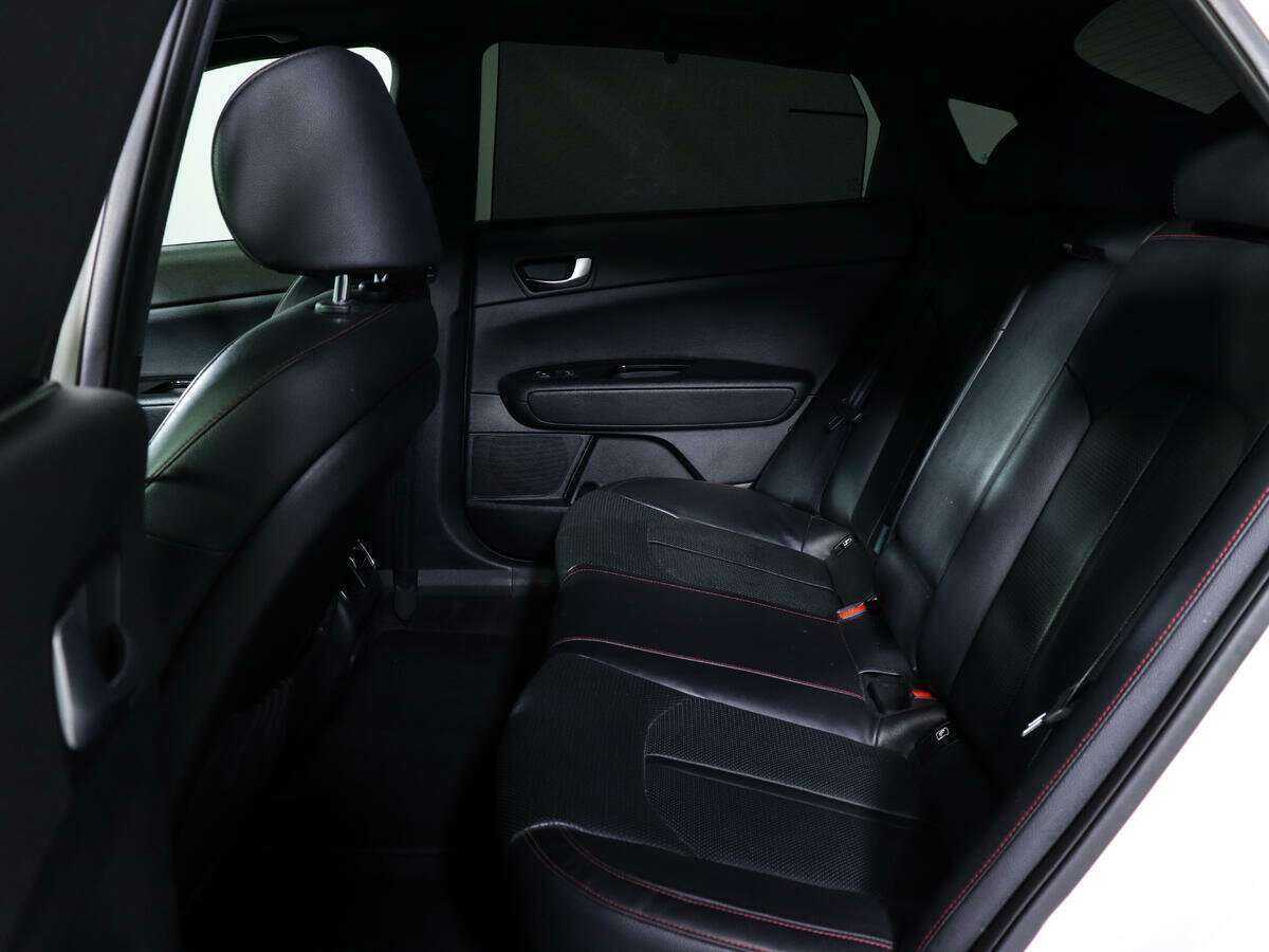 Купить Kia Optima с пробегом. Фото: #6