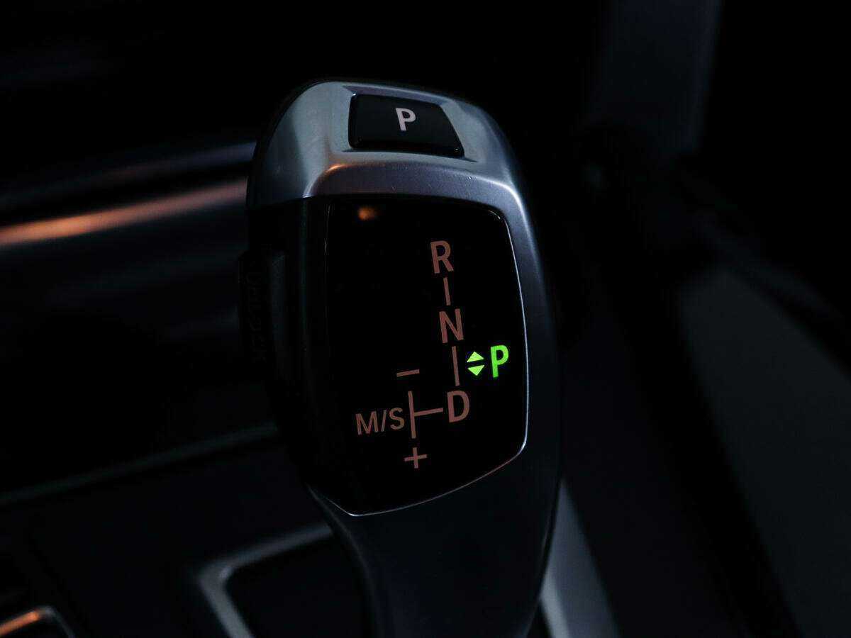 Купить BMW 3 серии с пробегом. Фото: #14