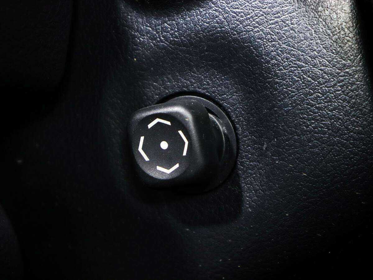 Продажа Б/У Тойота Камри. Фото: #14