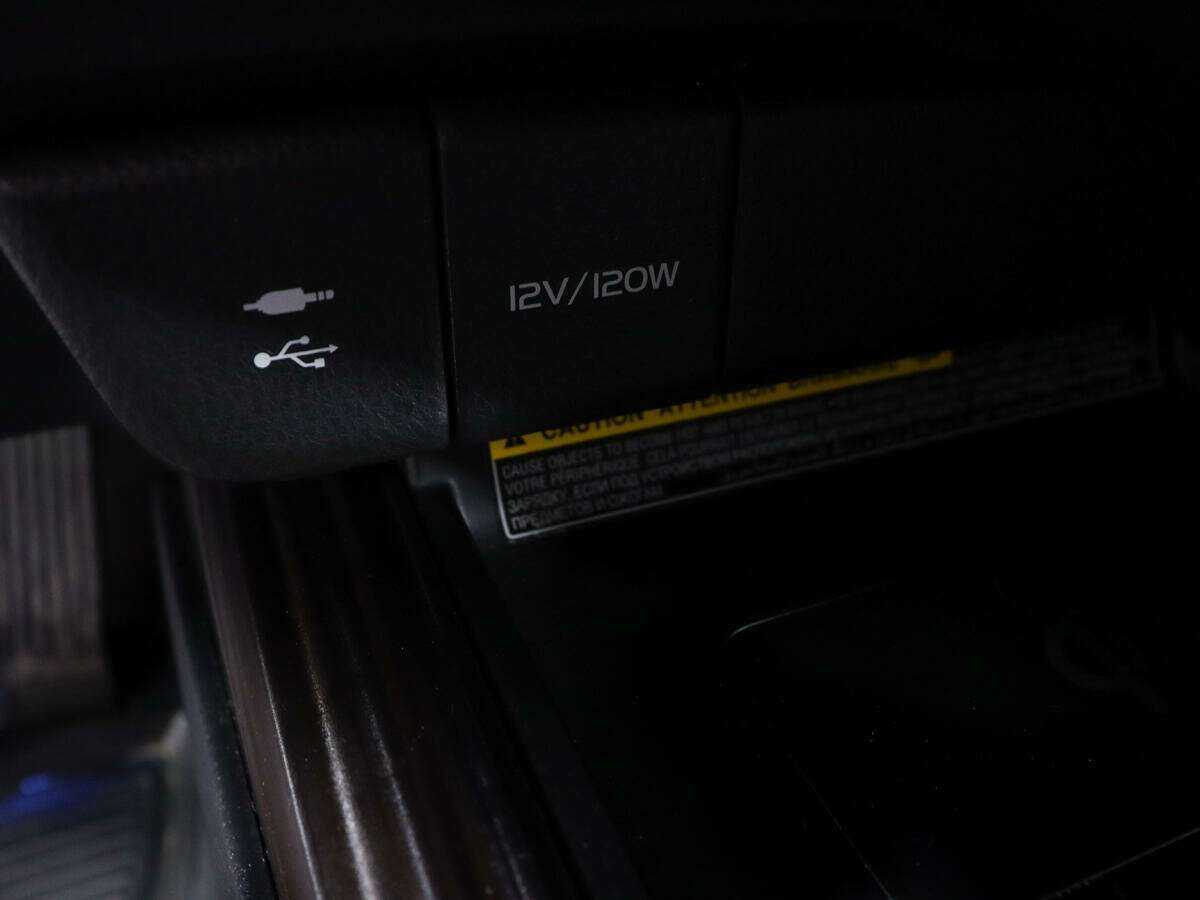 Купить Toyota Camry с пробегом. Фото: #21