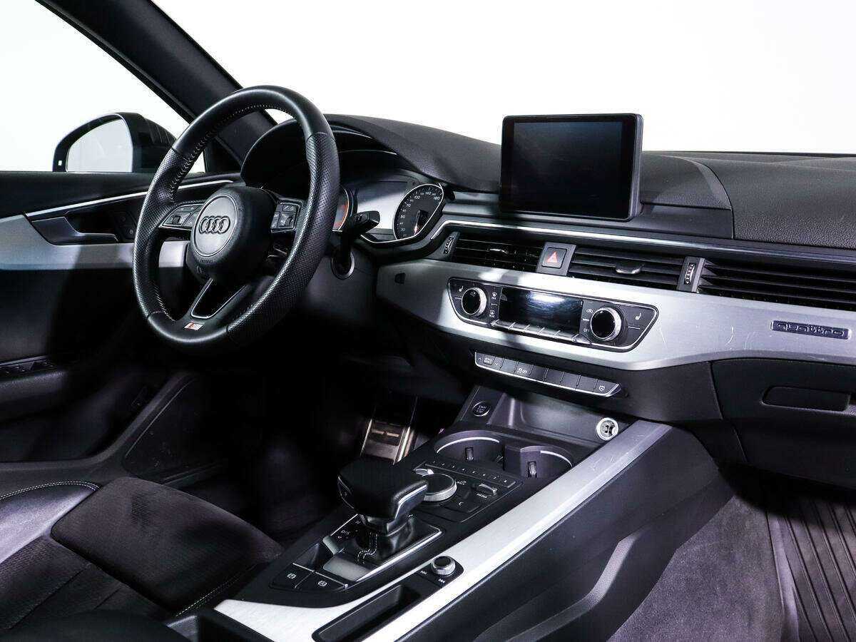 Купить Audi A4 с пробегом. Фото: #5