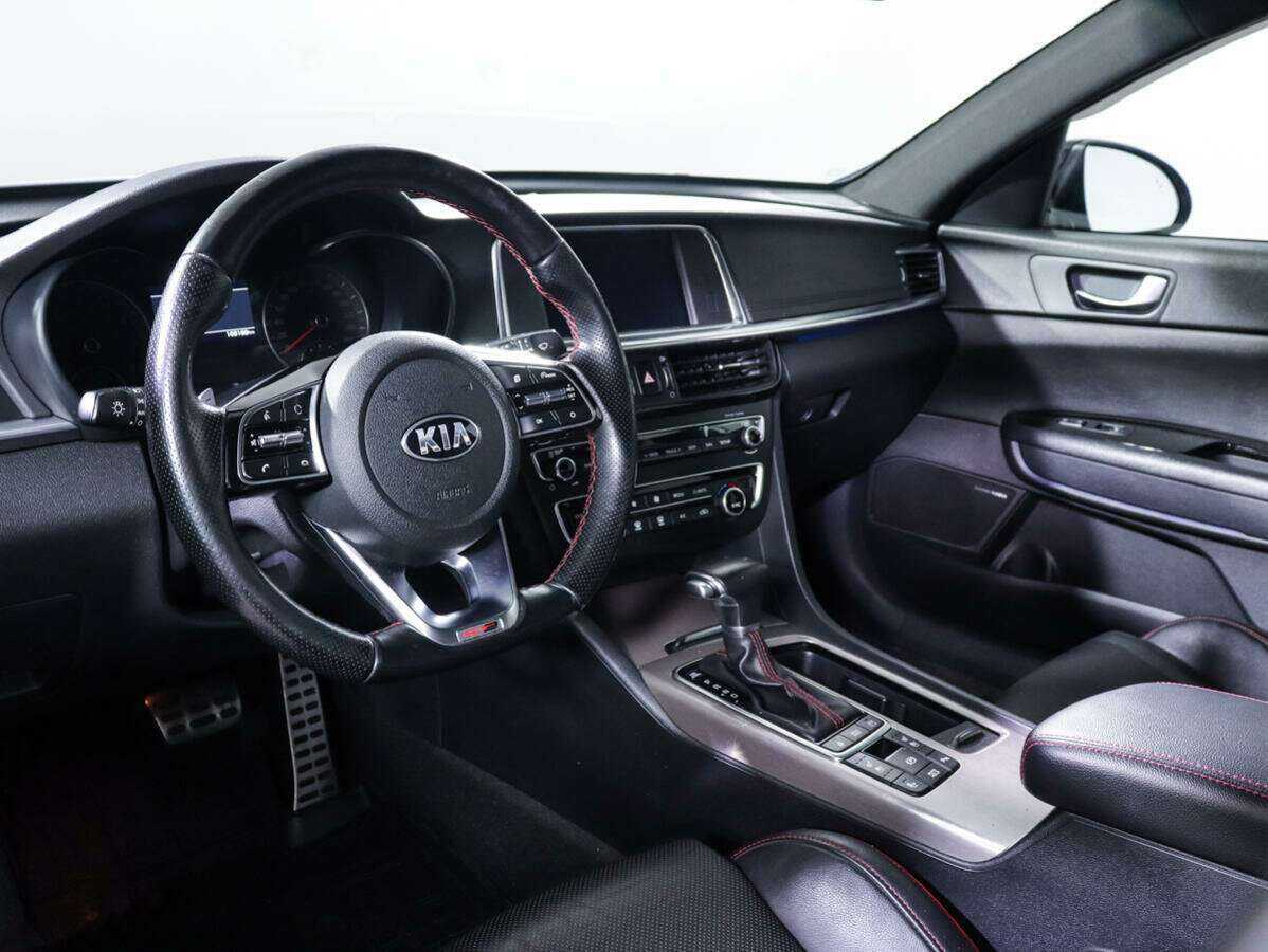 Купить Kia Optima с пробегом. Фото: #13