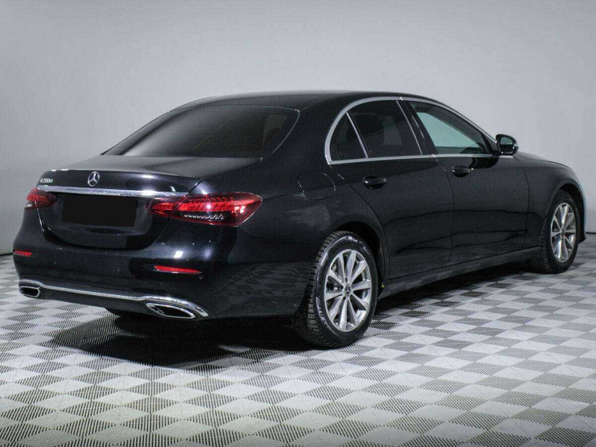 Купить Mercedes-Benz E-Класс с пробегом. Фото: #3