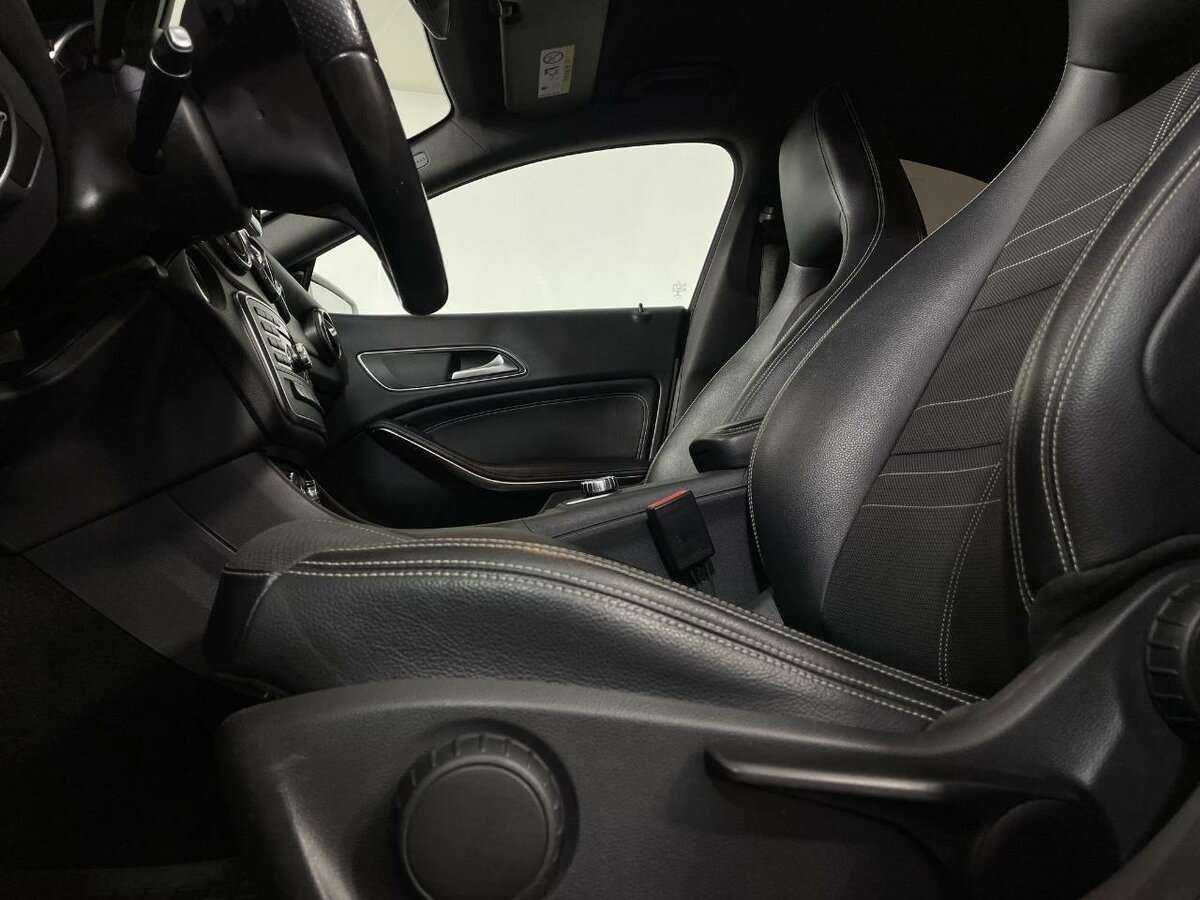 Купить Mercedes-Benz CLA с пробегом. Фото: #9