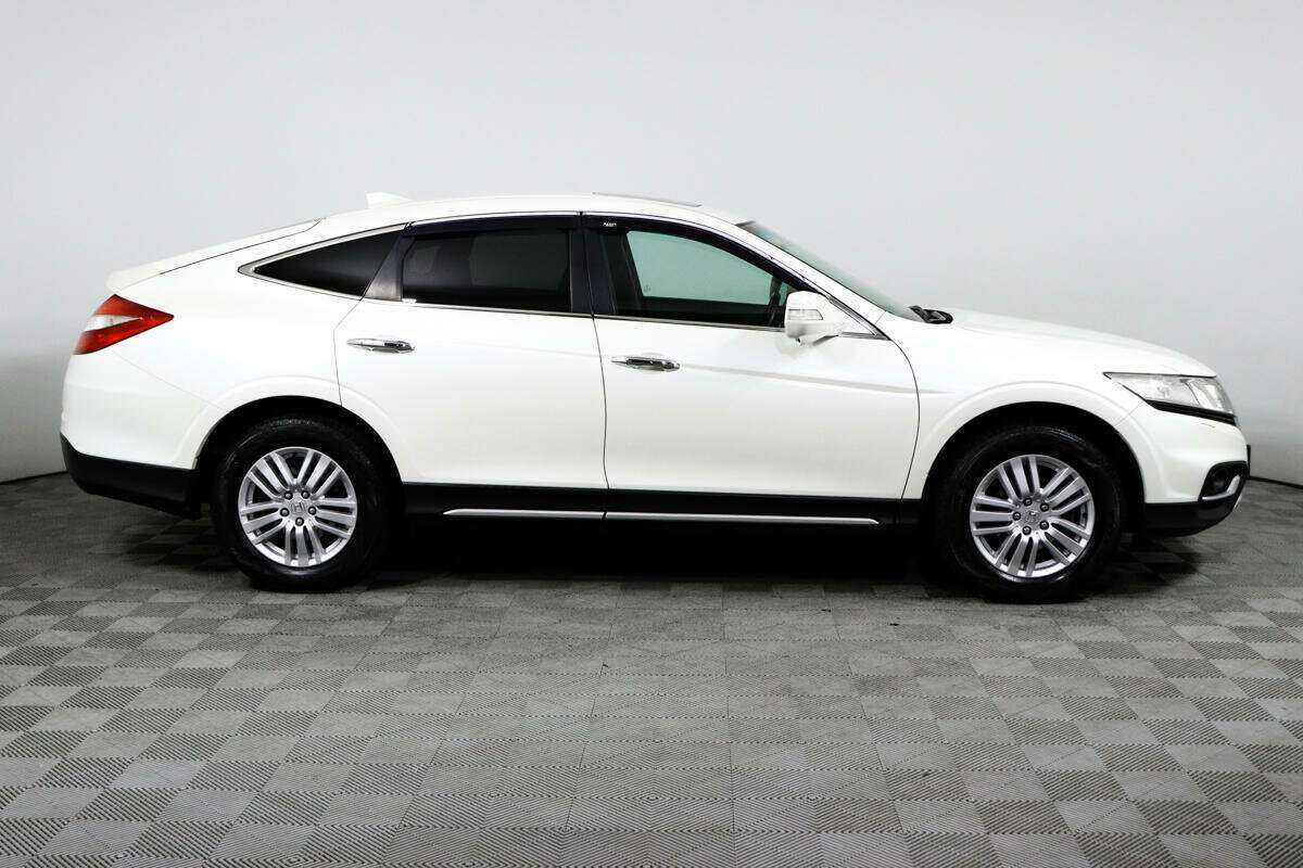 Купить Honda Crosstour с пробегом. Фото: #3