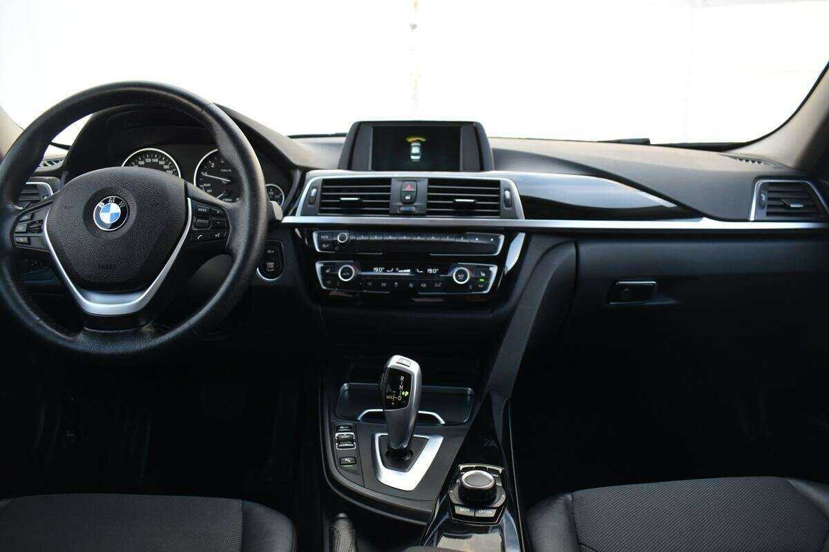 Купить BMW 3 серии с пробегом. Фото: #8