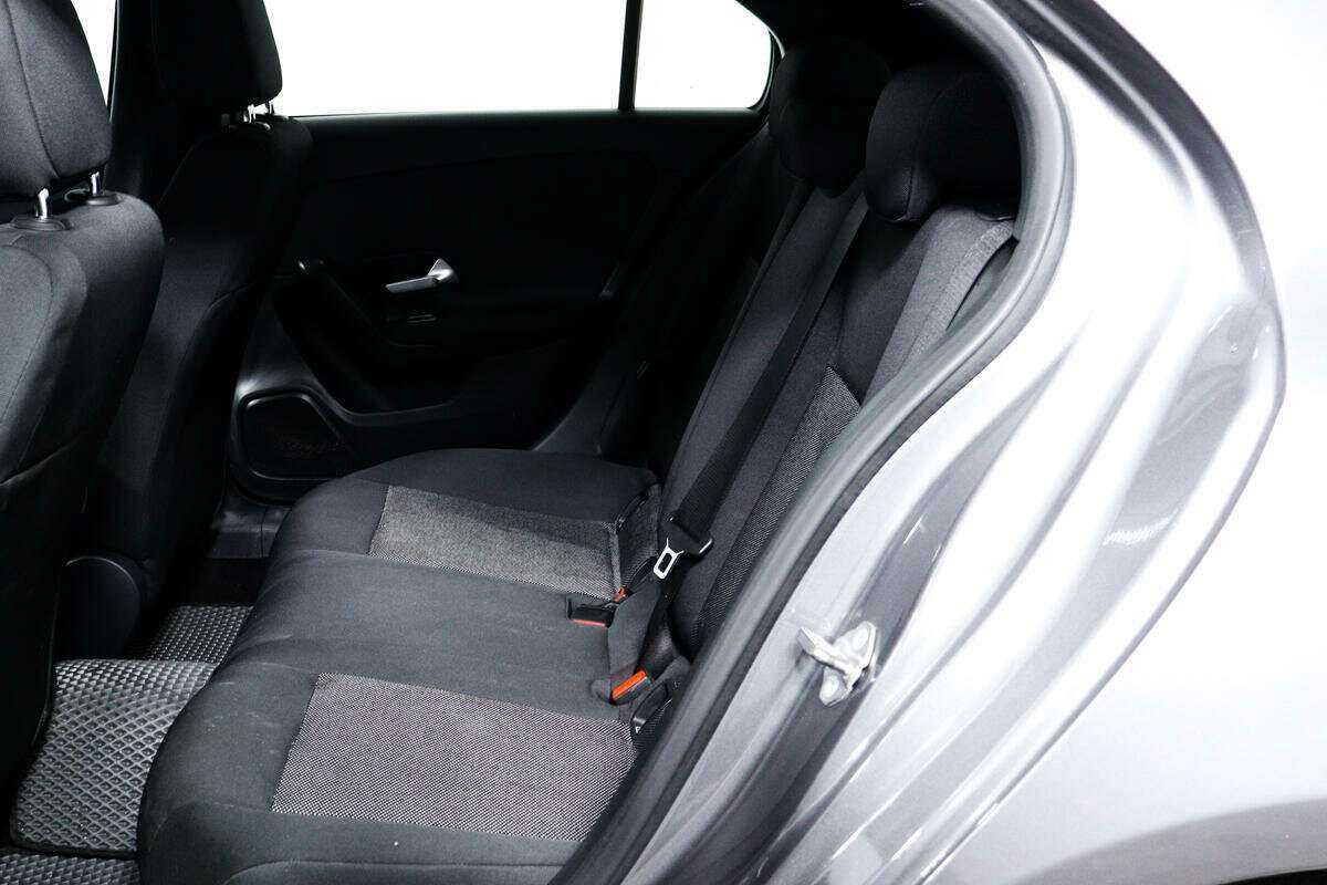 Купить Mercedes-Benz A-Класс с пробегом. Фото: #11