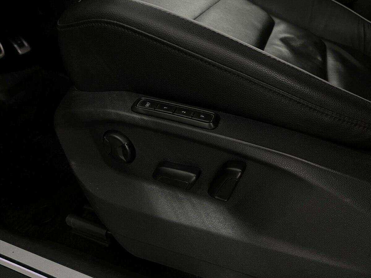 Купить Volkswagen Tiguan с пробегом. Фото: #11