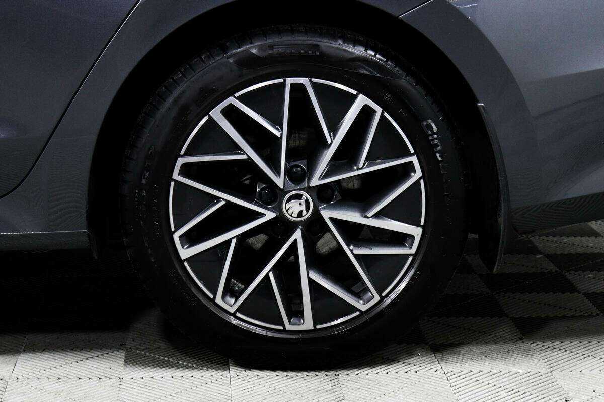 Купить Skoda Octavia с пробегом. Фото: #12