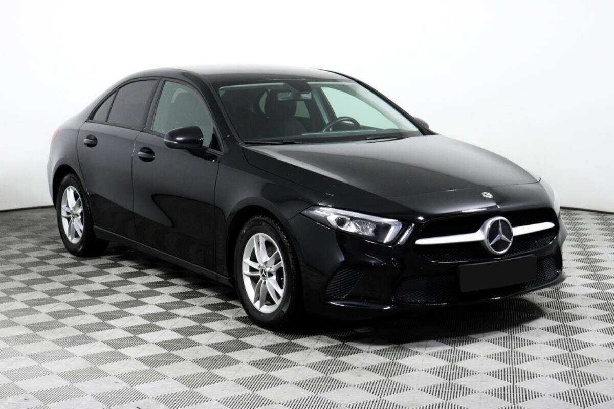 Купить Mercedes-Benz A-Класс с пробегом. Фото: #2