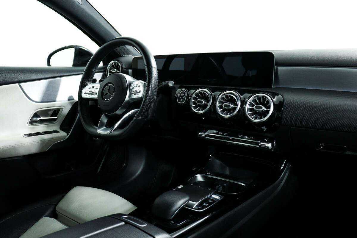 Купить Mercedes-Benz A-Класс с пробегом. Фото: #8