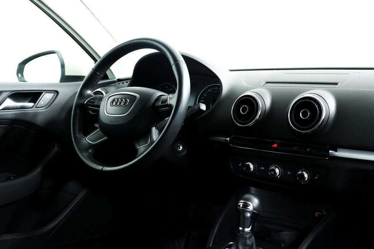 Купить Audi A3 с пробегом. Фото: #8