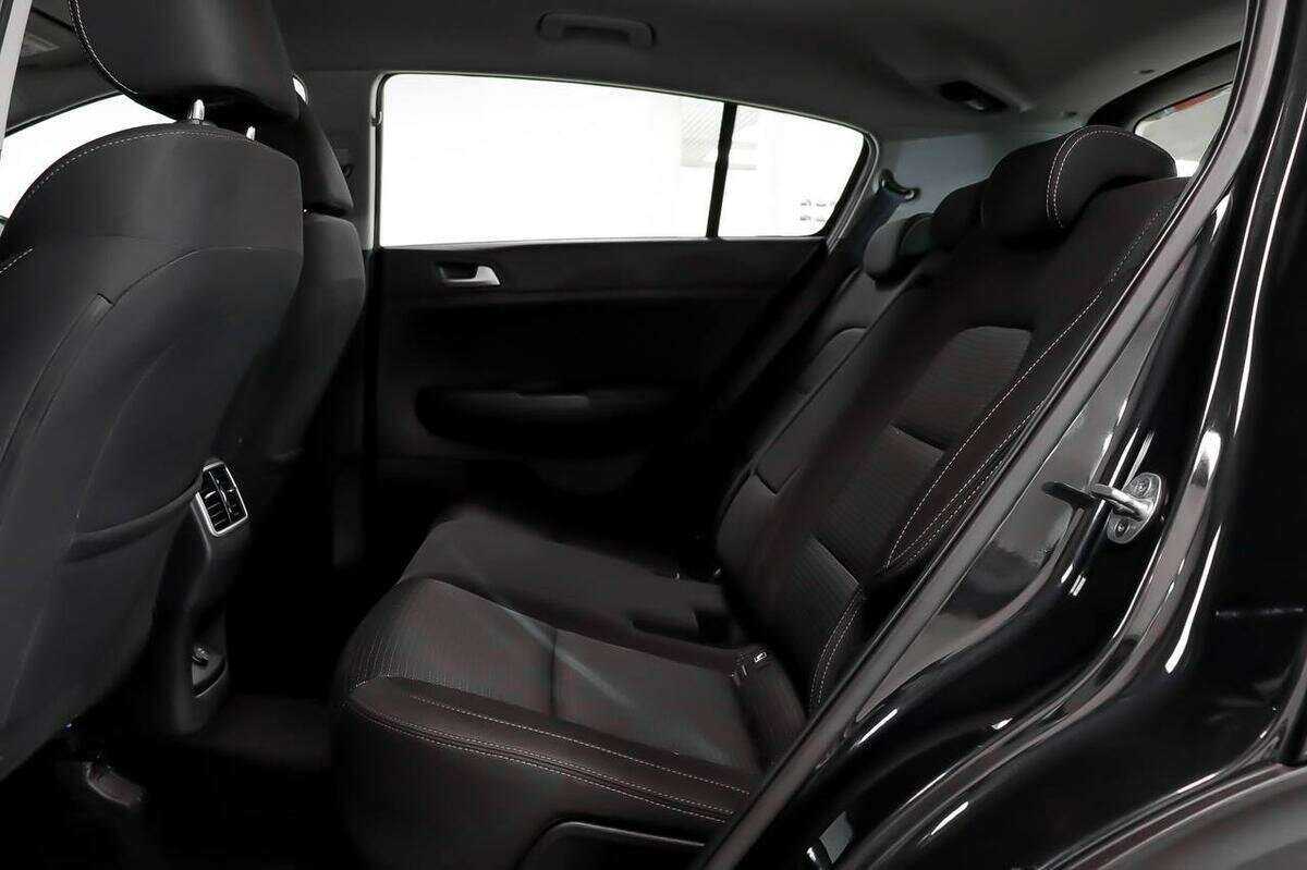 Купить Kia Sportage с пробегом. Фото: #8