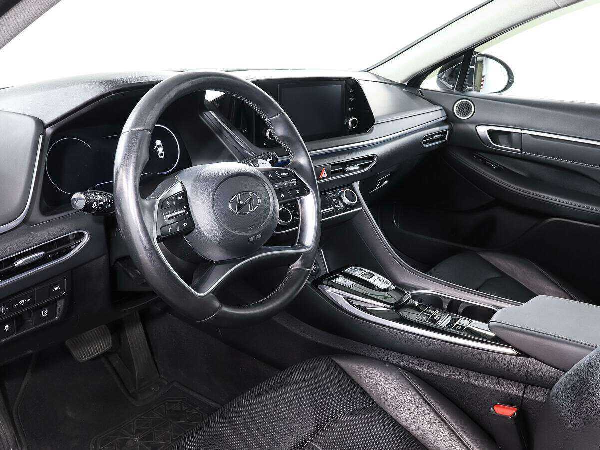 Купить Hyundai Sonata с пробегом. Фото: #12