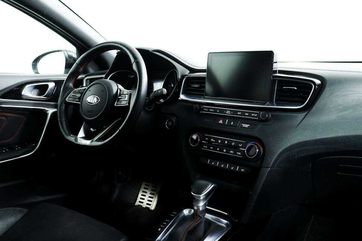 Купить Kia Proceed с пробегом. Фото: #8