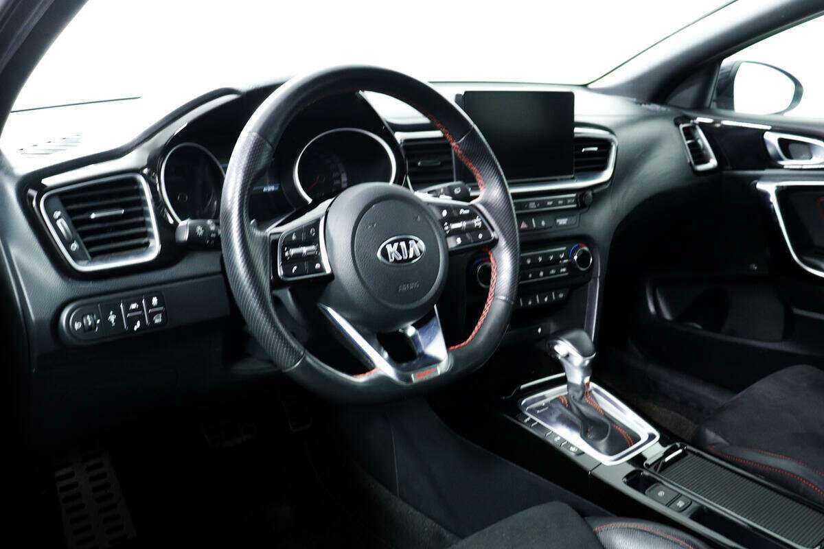 Купить Kia Proceed с пробегом. Фото: #12