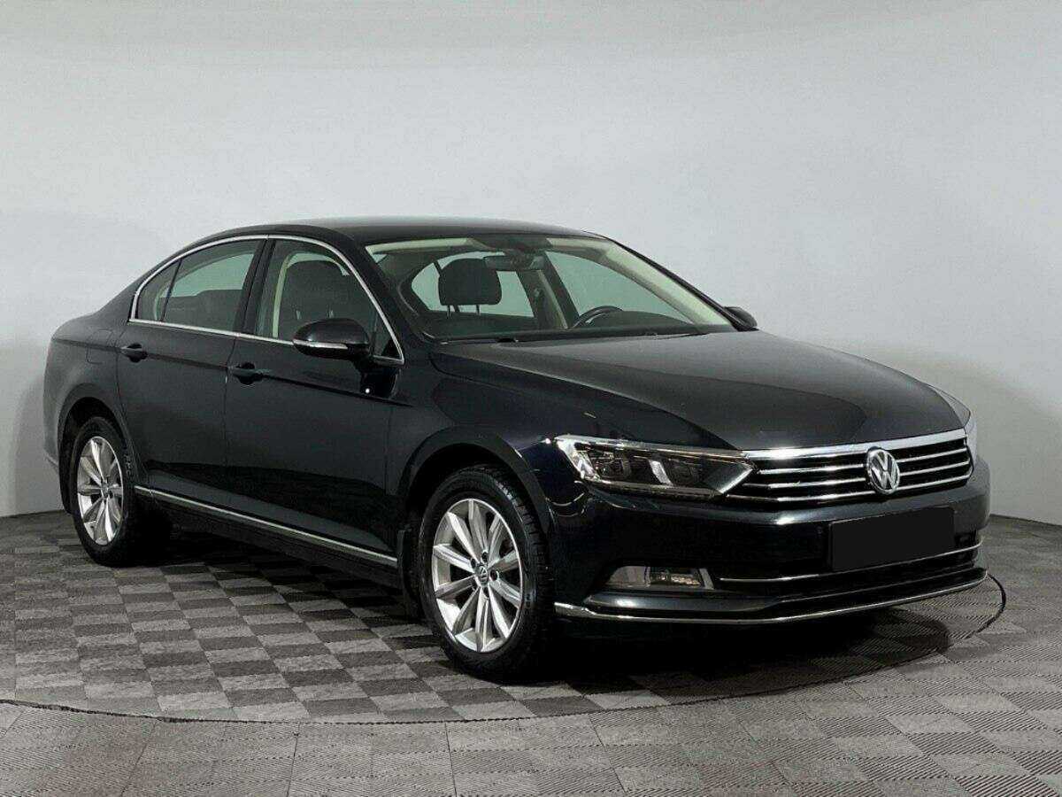 Купить Volkswagen Passat с пробегом. Фото: #2