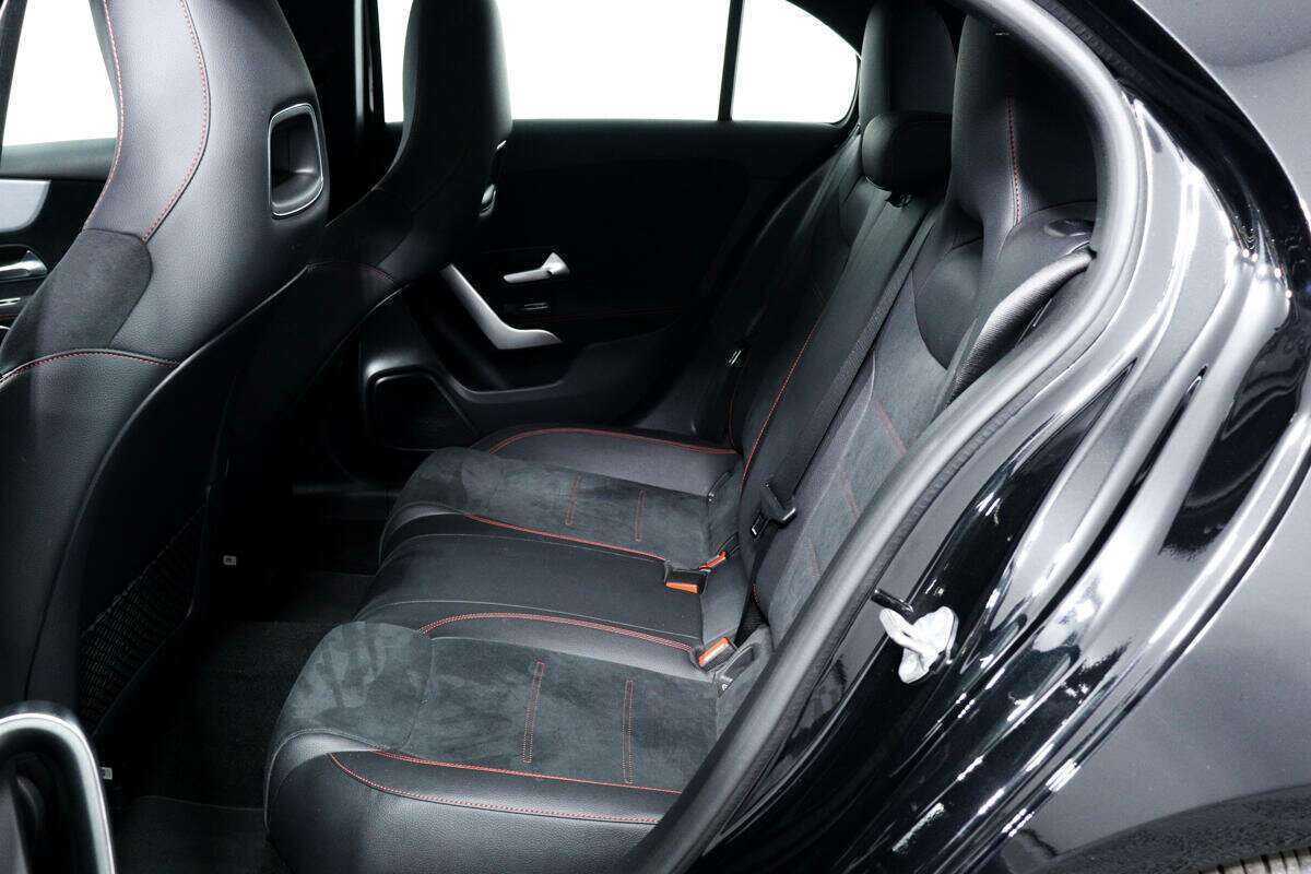 Купить Mercedes-Benz A-Класс с пробегом. Фото: #10