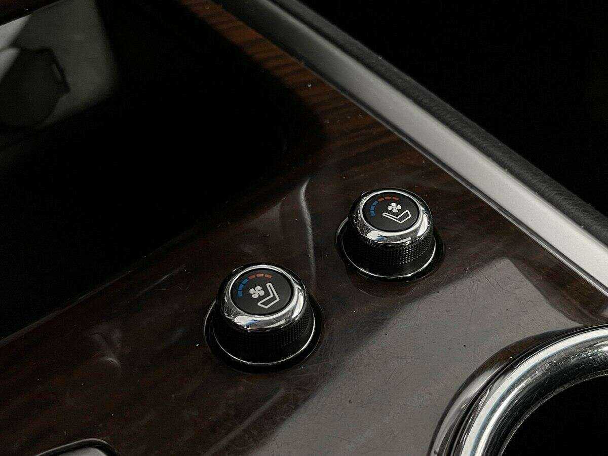 Купить Nissan Pathfinder с пробегом. Фото: #10