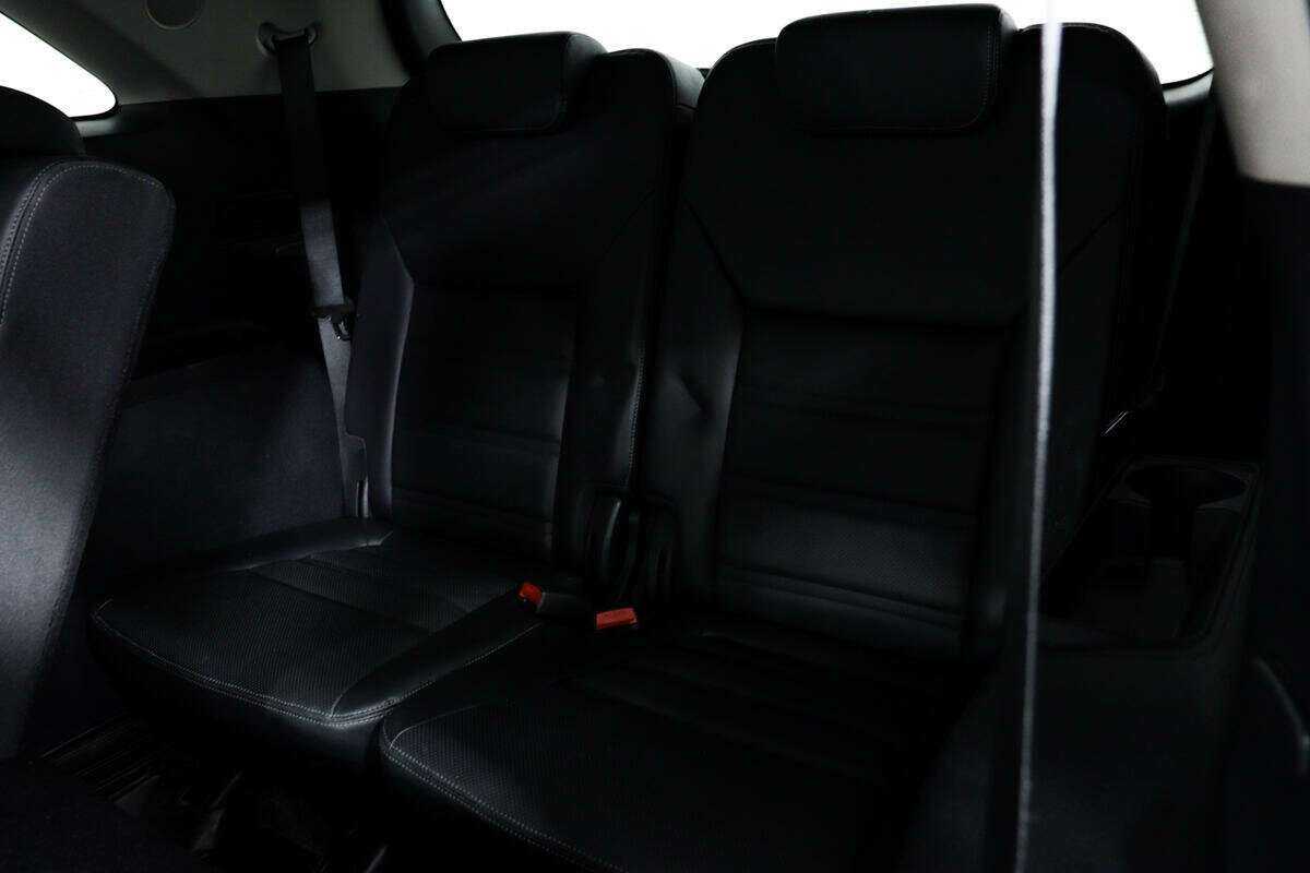 Купить Kia Sorento с пробегом. Фото: #13