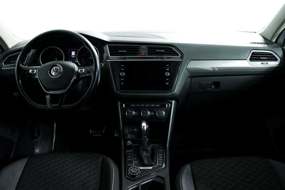 Купить Volkswagen Tiguan с пробегом. Фото: #9