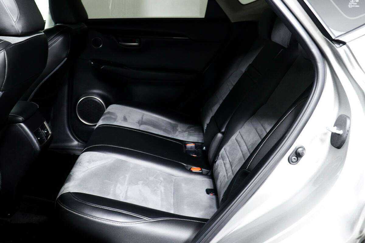 Купить Lexus NX с пробегом. Фото: #11