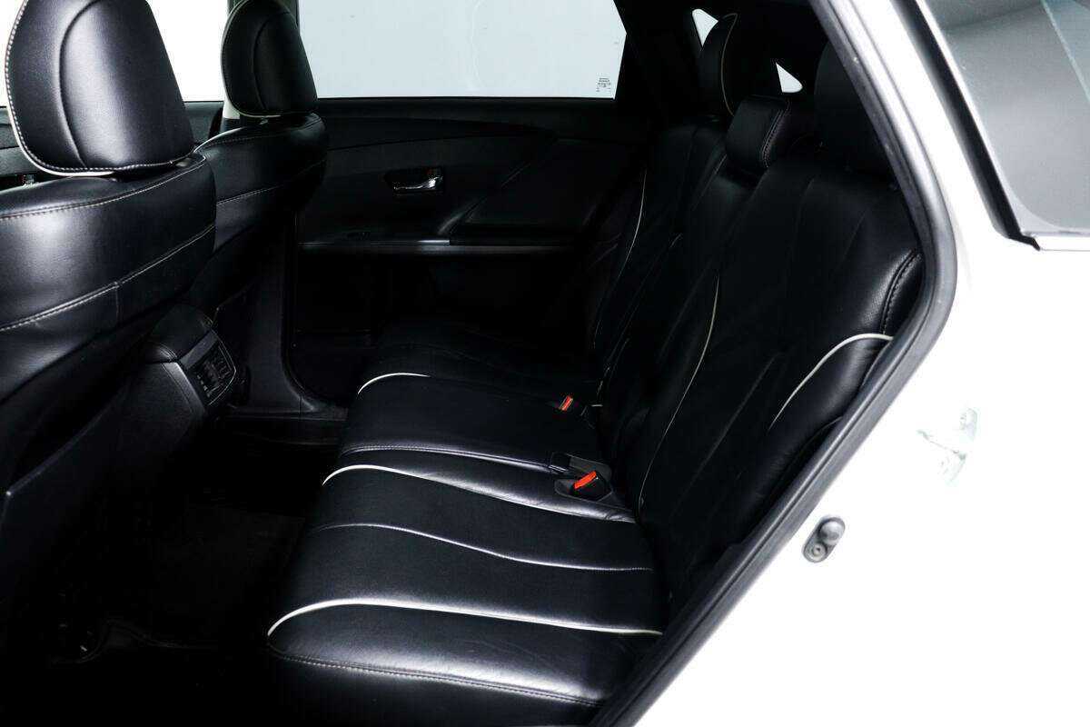 Купить Toyota Venza с пробегом. Фото: #11