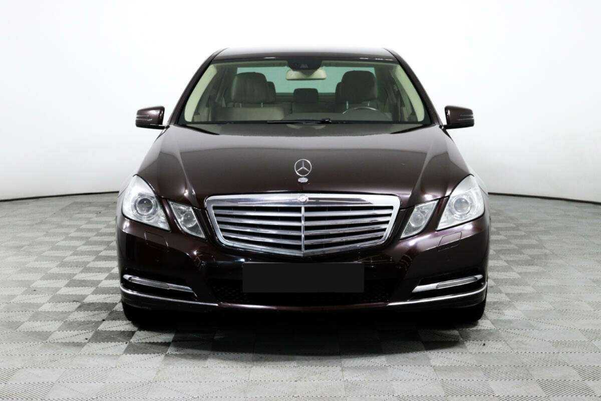 Купить Mercedes-Benz E-Класс с пробегом. Фото: #1