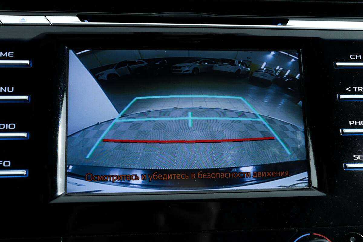 Купить Toyota Camry с пробегом. Фото: #13