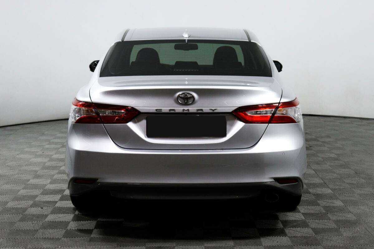 Купить Toyota Camry с пробегом. Фото: #5