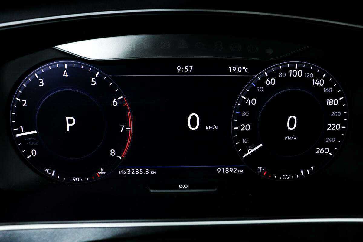 Купить Volkswagen Tiguan с пробегом. Фото: #9