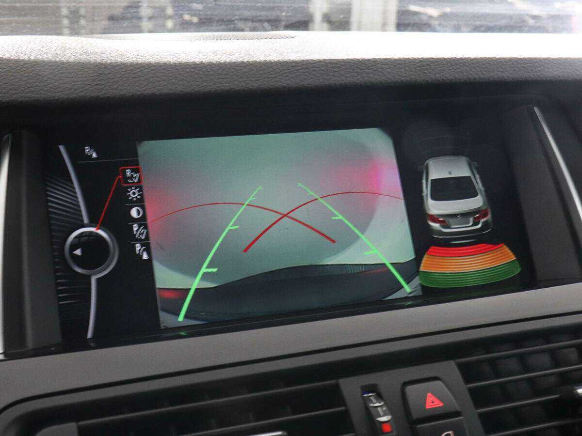 Купить BMW 5 серии с пробегом. Фото: #10