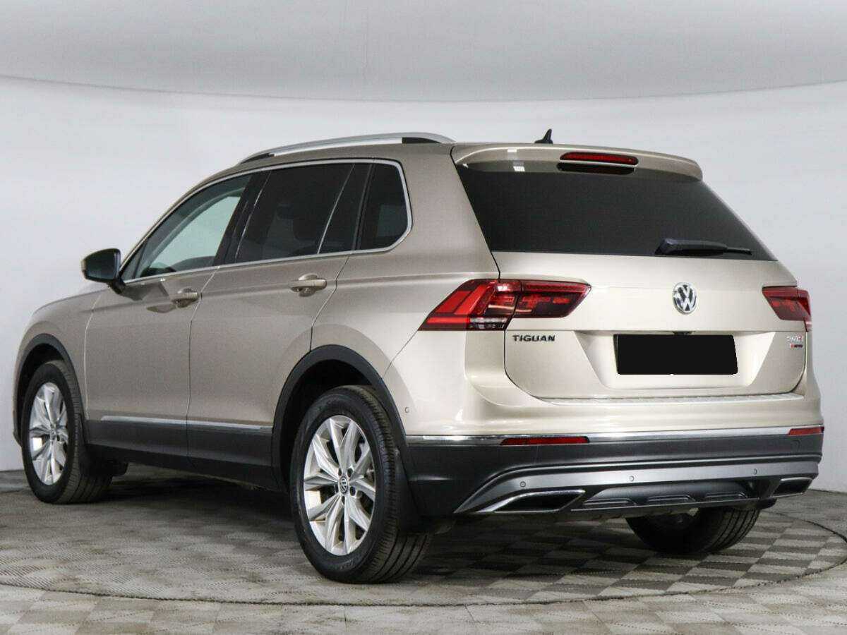Купить Volkswagen Tiguan с пробегом. Фото: #6