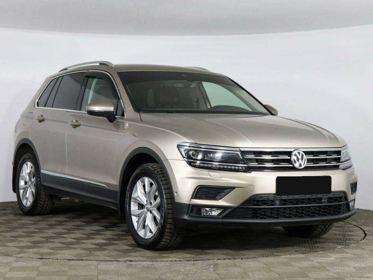 Купить Volkswagen Tiguan с пробегом. Фото: #2