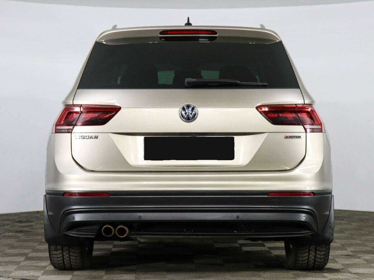Купить Volkswagen Tiguan с пробегом. Фото: #5