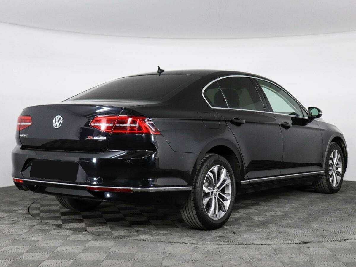 Купить Volkswagen Passat с пробегом. Фото: #3