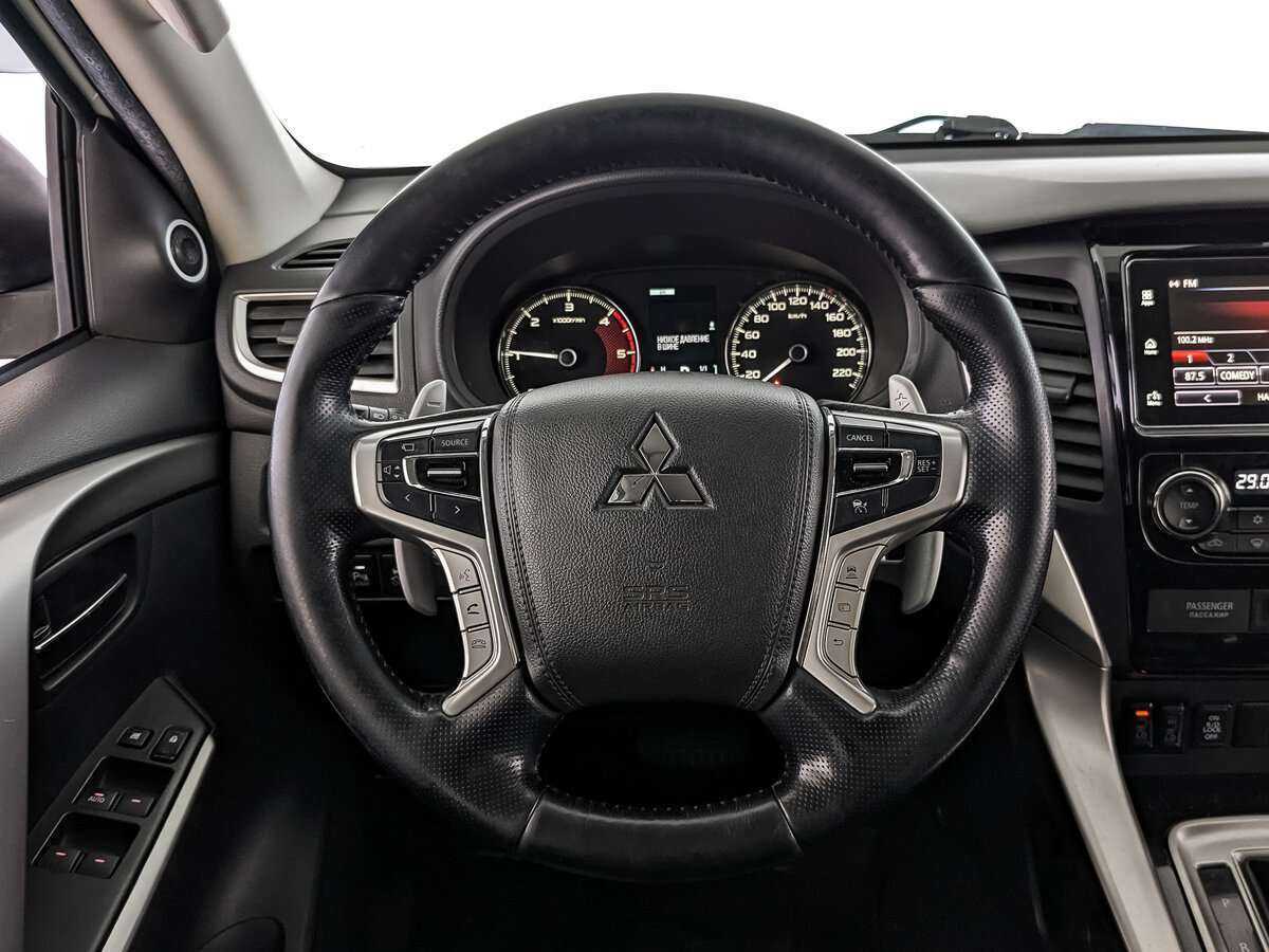 Купить Mitsubishi Pajero Sport с пробегом. Фото: #17